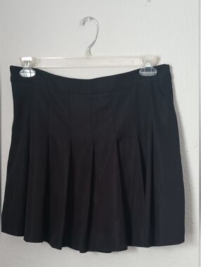 Black Pleated Women’s Skirt